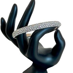 Vintage Joan Rivers Classics Collection 360 Degree AB Clear Pave Hinge Bracelet